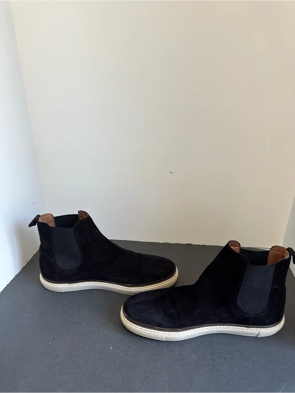 Frye Gates black suede Chelsea boots. Size 9